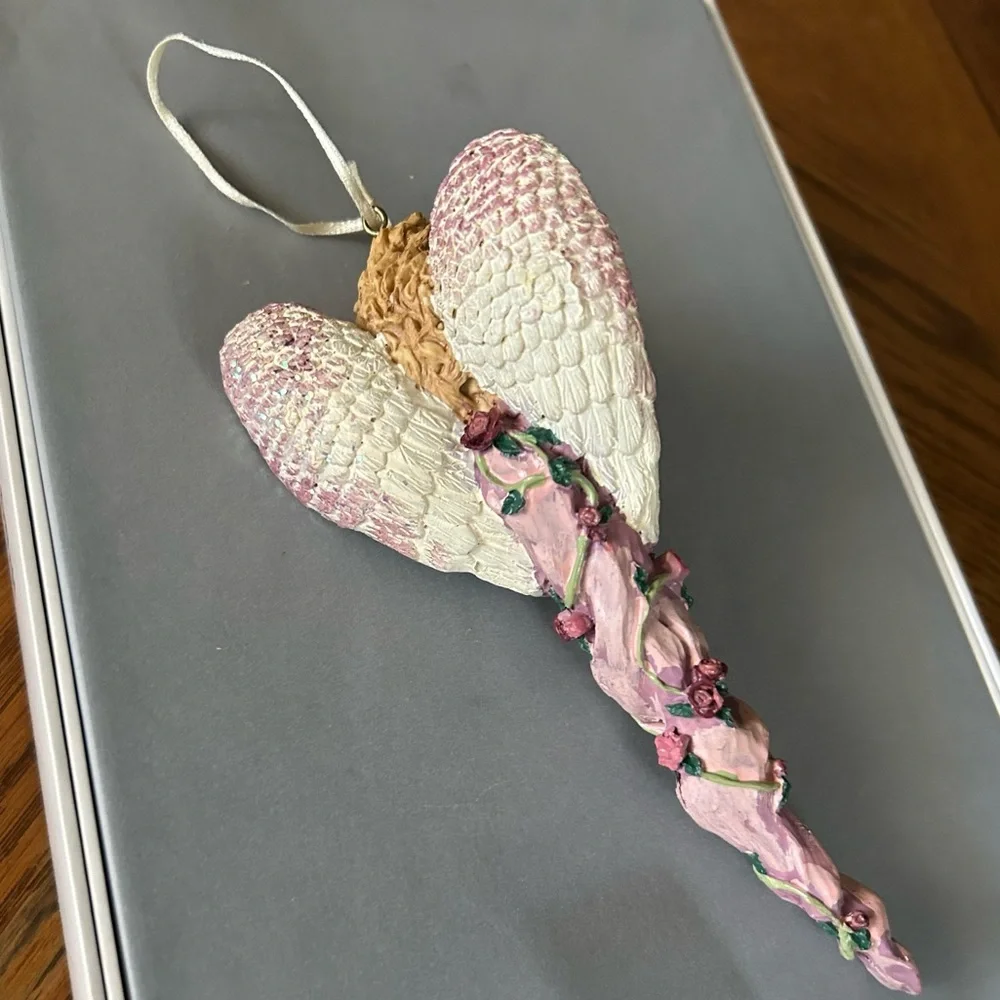 Vintage Victorian Angel w Harp Christmas Ornament.